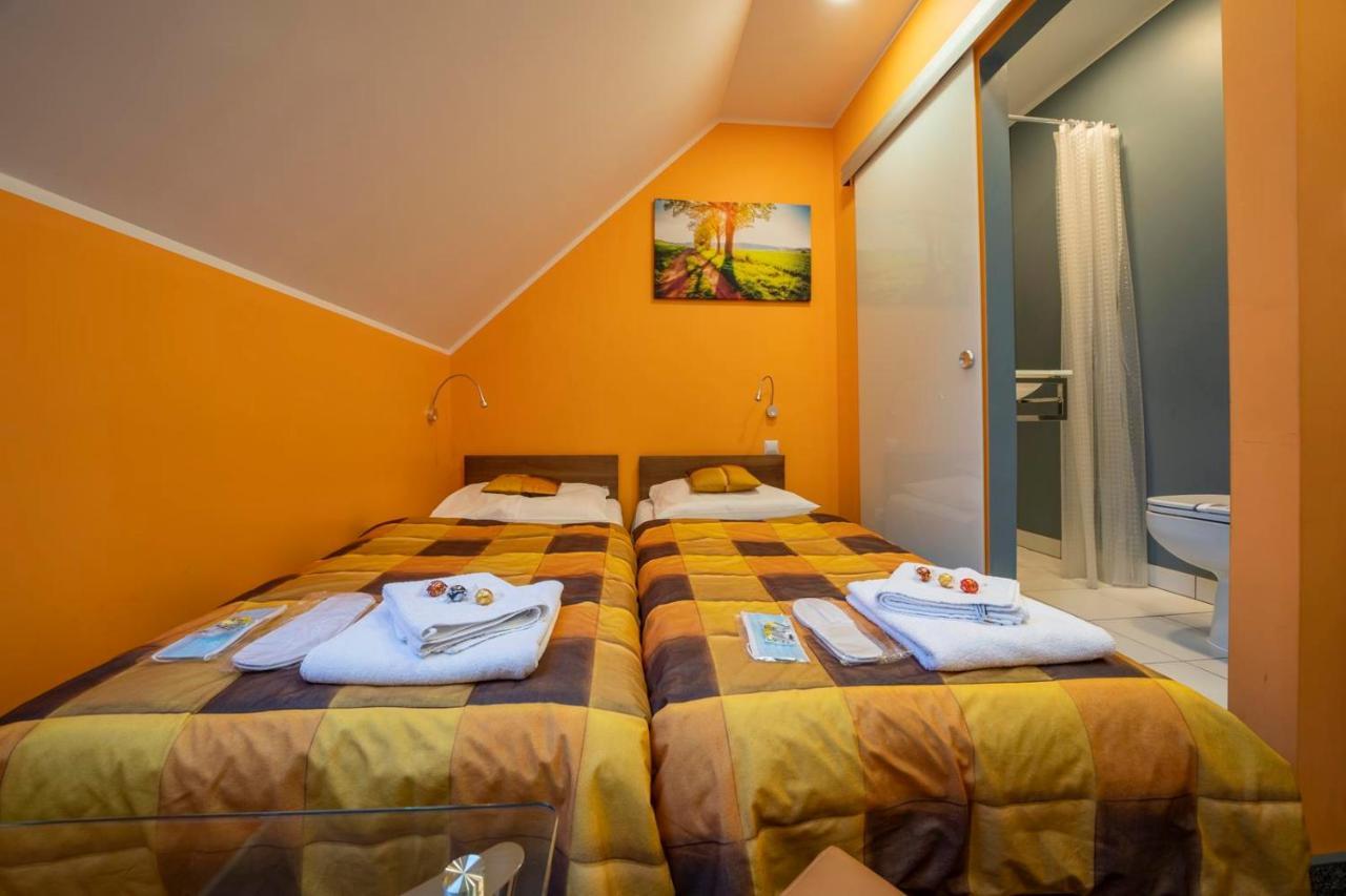 Appartement Fortisline Pokoje Z Klimatyzcja Sauna à Opole Extérieur photo