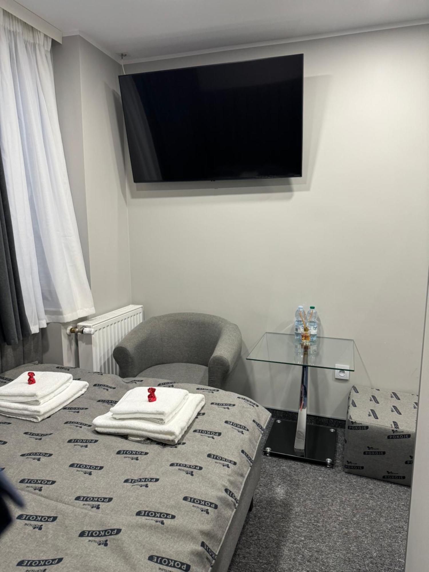 Appartement Fortisline Pokoje Z Klimatyzcja Sauna à Opole Extérieur photo