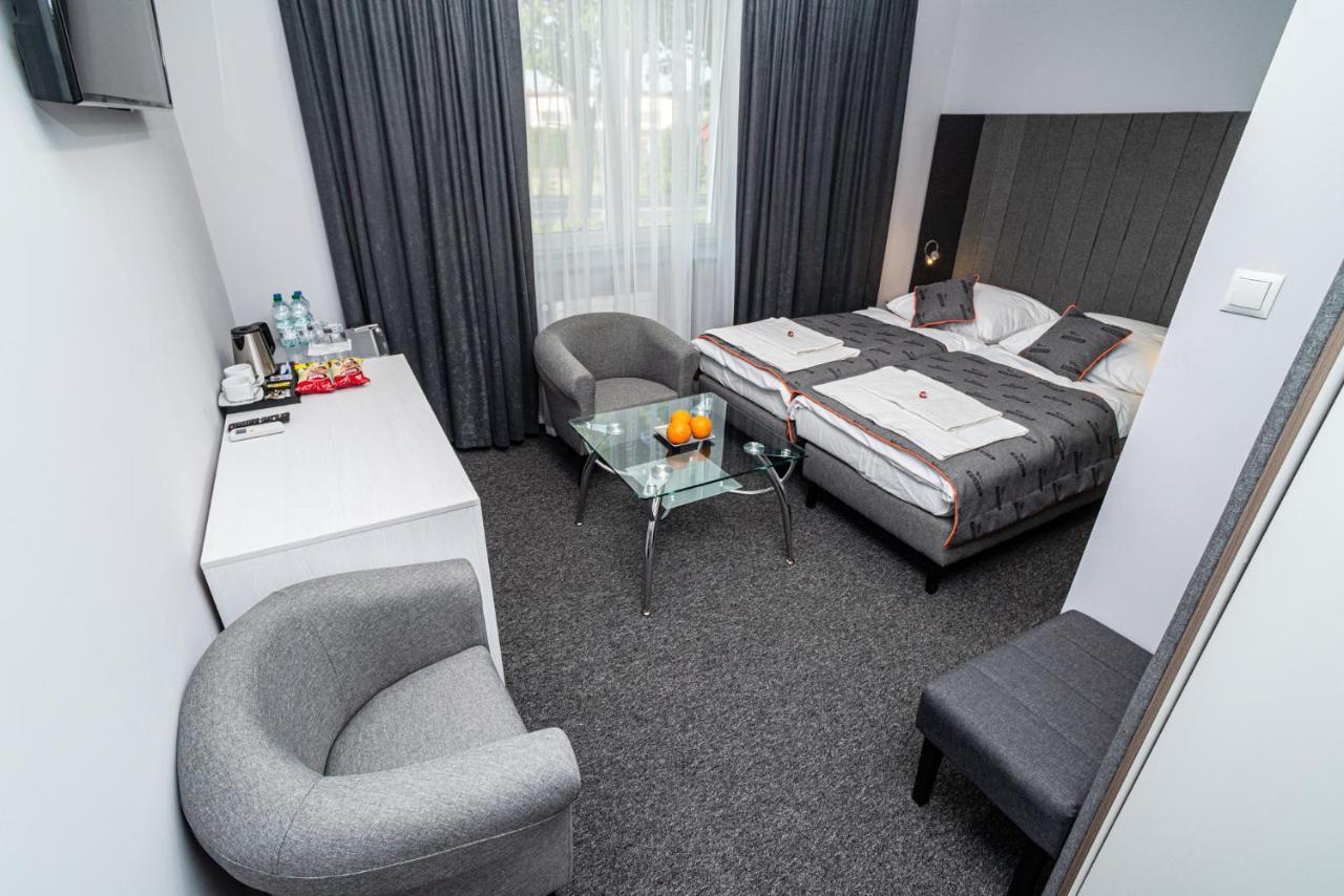 Appartement Fortisline Pokoje Z Klimatyzcja Sauna à Opole Extérieur photo