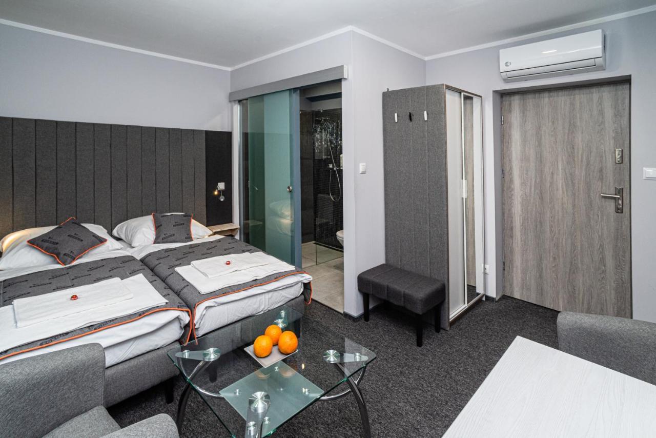 Appartement Fortisline Pokoje Z Klimatyzcja Sauna à Opole Extérieur photo
